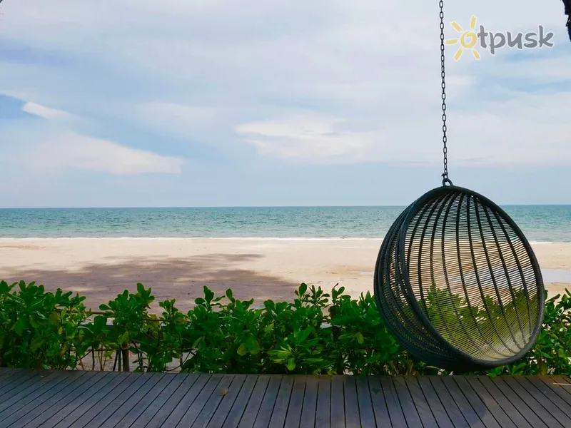 Фото отеля The Regent Cha Am Beach Resort Hua Hin 4* Ча-Ам & Хуа Хин Таиланд пляж