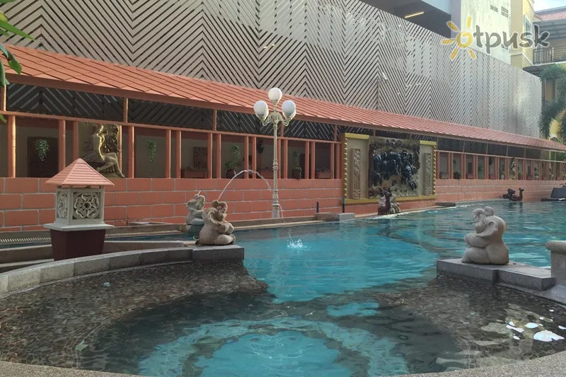 Фото отеля Wannara Hotel Hua Hin 4* Ча-Ам & Хуа Хін Таїланд екстер'єр та басейни