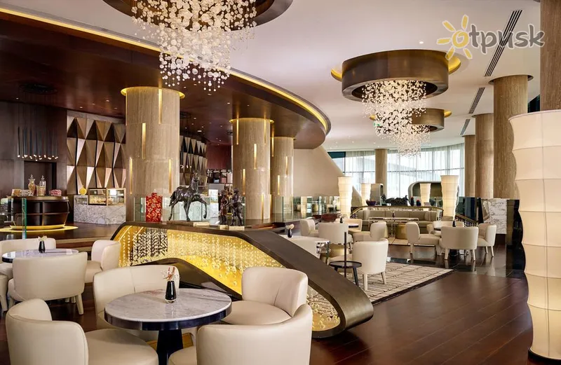 Фото отеля Grand Hyatt Abu Dhabi Hotel & Residences Emirates Pearl 5* Abu Dabis JAE fojė ir interjeras