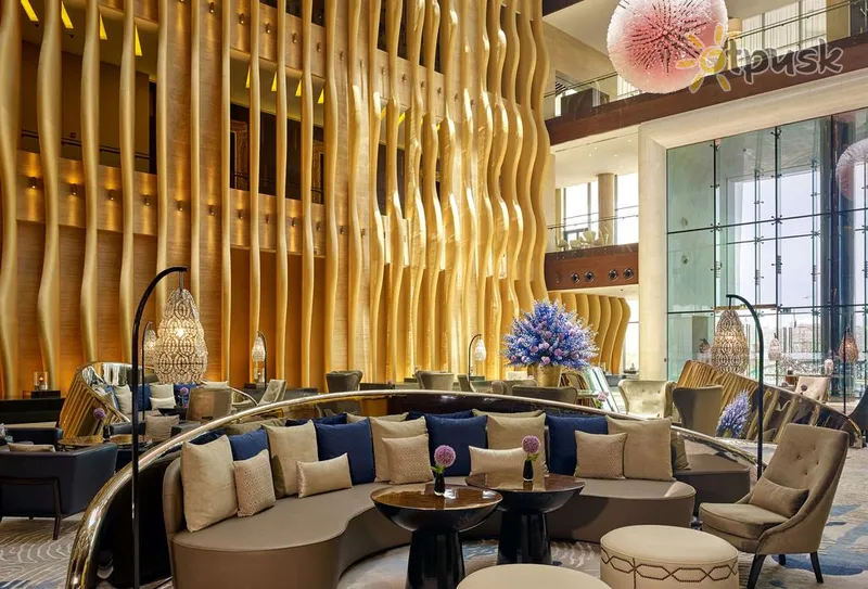 Фото отеля Grand Hyatt Abu Dhabi Hotel & Residences Emirates Pearl 5* Abu Dabis JAE fojė ir interjeras