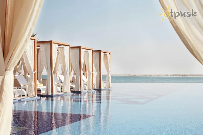 Фото отеля Royal M Hotel & Resort Abu Dhabi 5* Абу Даби ОАЭ экстерьер и бассейны