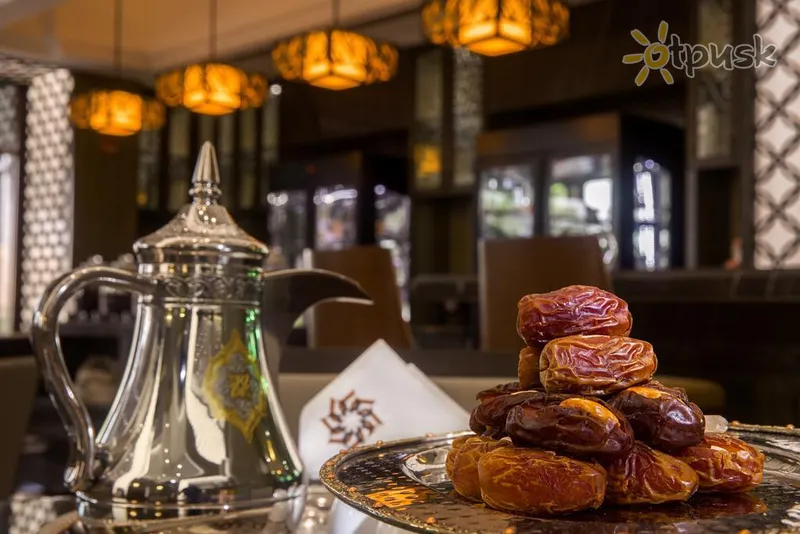 Фото отеля Ayla Grand Hotel 5* Аль Айн ОАЕ бари та ресторани