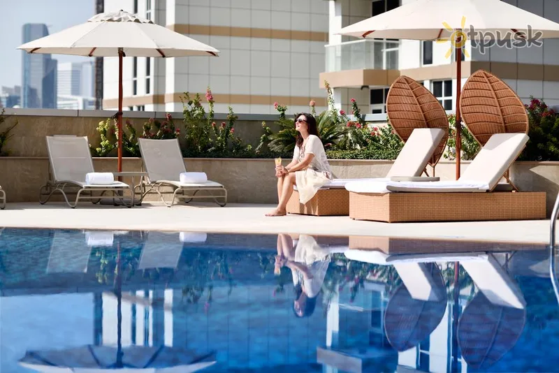 Фото отеля Movenpick Hotel Apartments Downtown Dubai 5* Dubaija AAE ārpuse un baseini