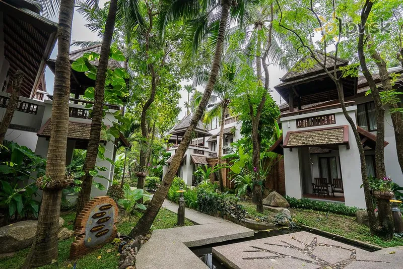 Фото отеля Muang Samui Spa Resort 5* о. Самуи Таиланд экстерьер и бассейны