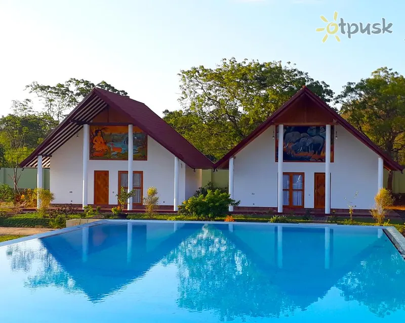 Фото отеля Santon Resort & Spa 4* Хамбантота Шрі Ланка екстер'єр та басейни