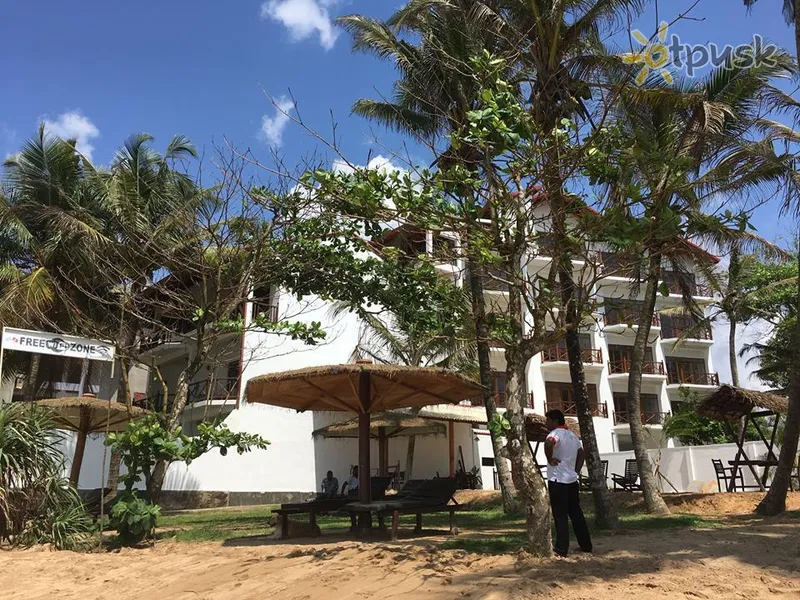 Фото отеля Aussie Swiss Beach Resort 3* Матара Шрі Ланка екстер'єр та басейни