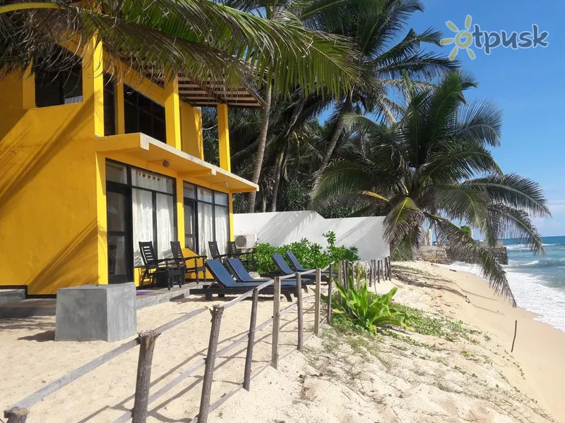 Фото отеля Cinnamon Beach Inn 3* Хиккадува Шри-Ланка пляж