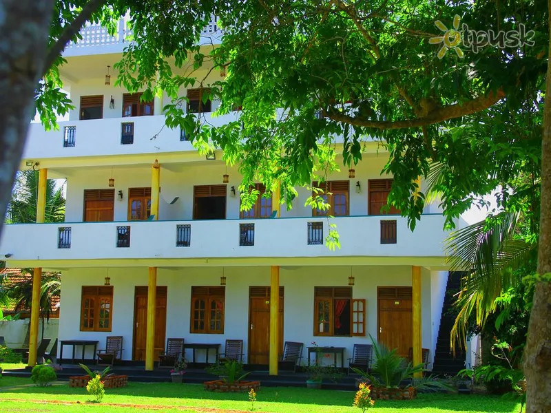 Фото отеля A One Calm Palace 2* Матара Шри-Ланка номера
