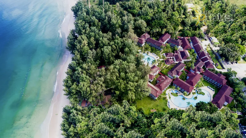 Фото отеля Amora Beach Resort Phuket 4* о. Пхукет Таиланд экстерьер и бассейны