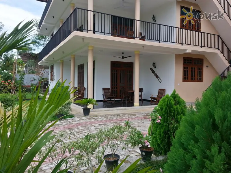 Фото отеля Coral Palm Villa & Apartment 2* Унаватуна Шрі Ланка номери