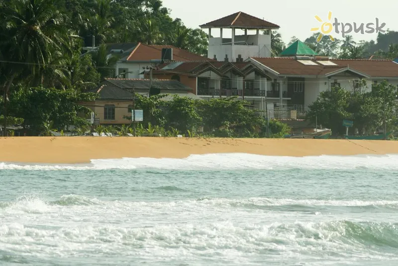 Фото отеля Dhammika Hotel 1* Унаватуна Шри-Ланка пляж