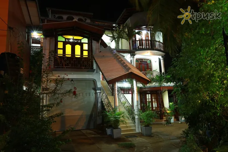 Фото отеля Flamingo Guest house 1* Унаватуна Шрі Ланка екстер'єр та басейни