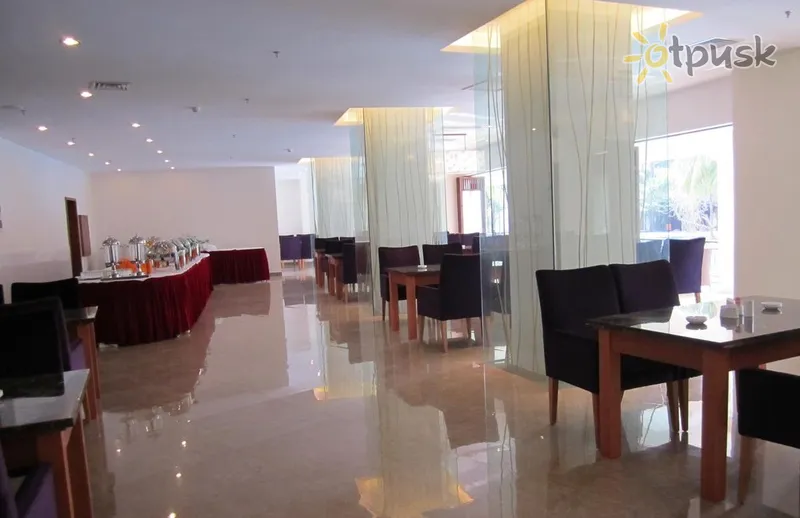 Фото отеля Sanya Jinglilai Resort 5* apie. Hainanas Kinija barai ir restoranai