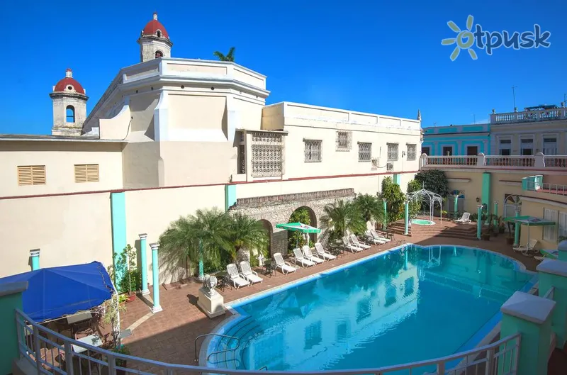 Фото отеля La Union Hotel 4* Сьєнфуегос Куба екстер'єр та басейни