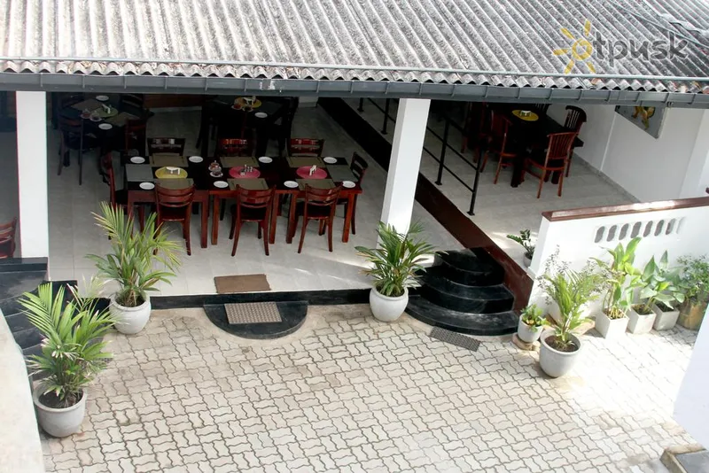 Фото отеля Happynight & Restaurant 2* Unawatuna Šri Lanka barai ir restoranai