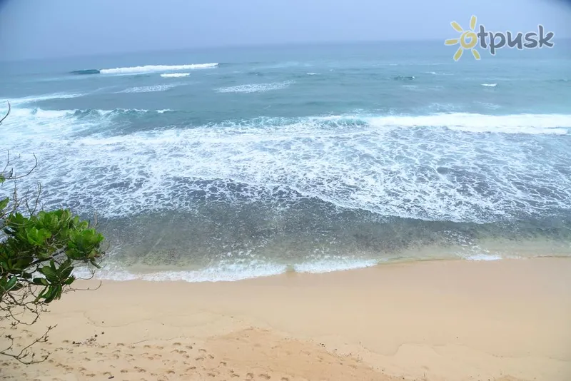 Фото отеля Rock Fort Beach Resort & Spa 4* Унаватуна Шри-Ланка пляж