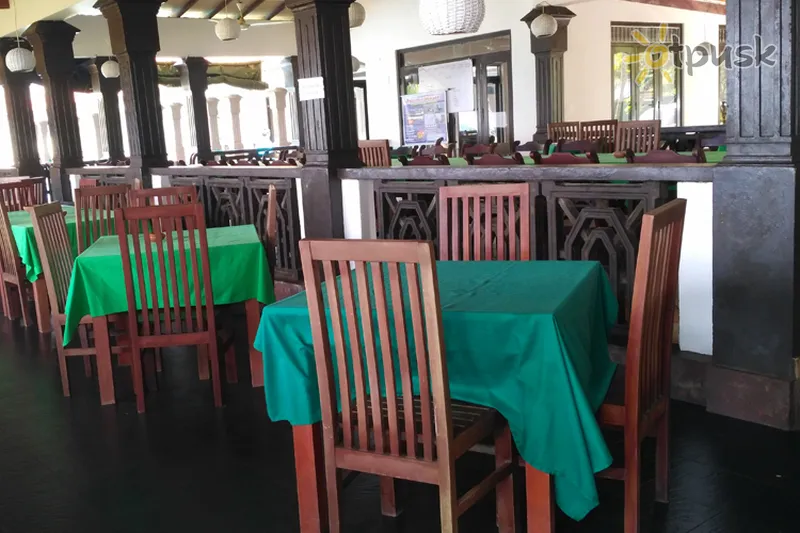 Фото отеля Cinnamon Garden Hotel 3* Hikaduva Šri Lanka barai ir restoranai