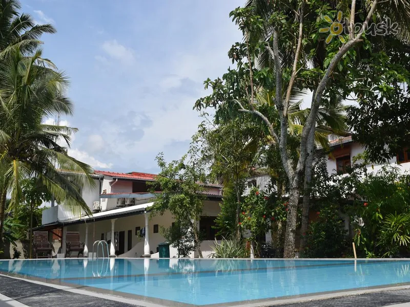 Фото отеля Star Holiday Resort 2* Hikaduva Šri Lanka išorė ir baseinai