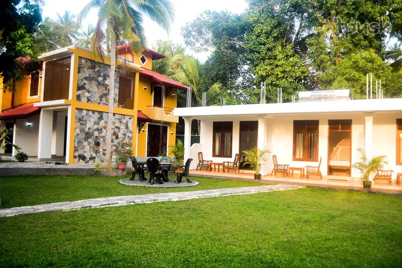 Фото отеля Villa De White Sambur 3* Хіккадува Шрі Ланка екстер'єр та басейни