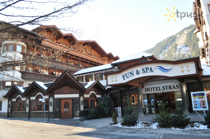 Фото отеля Strass Sporthotel 4* Mayrhofen Austrija ārpuse un baseini