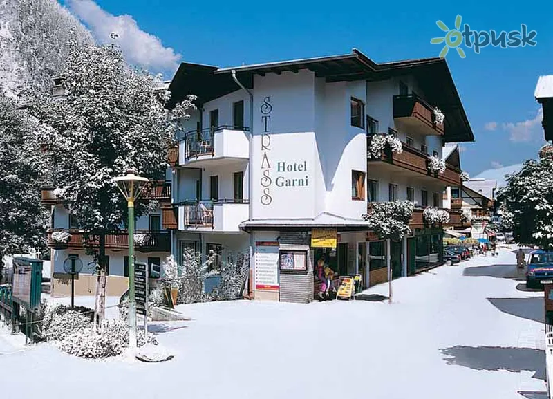 Фото отеля Garni Strass Hotel 3* Mayrhofenas Austrija išorė ir baseinai