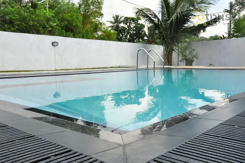 Фото отеля Ritz Gate Kalutara 3* Калутара Шрі Ланка екстер'єр та басейни