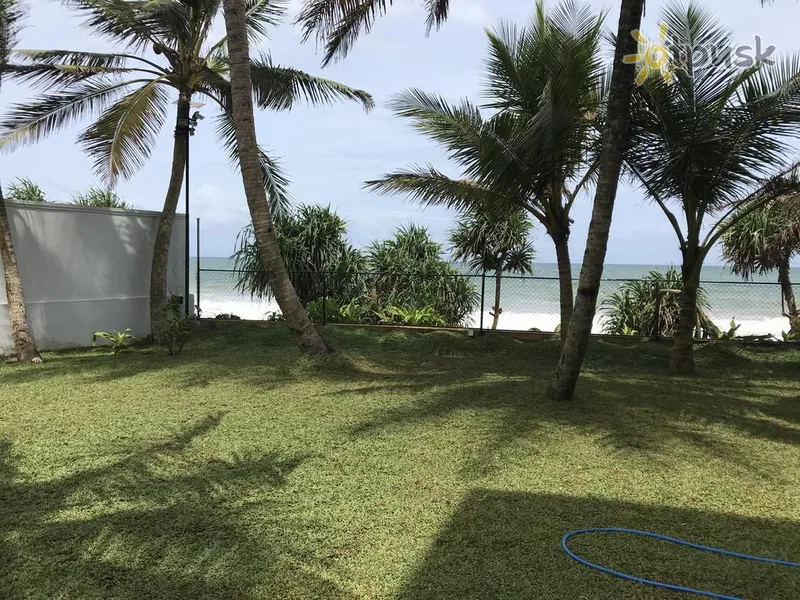 Фото отеля South Beach Villa 69 4* Induruva Šri Lanka išorė ir baseinai