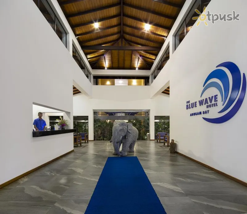 Фото отеля The Blue Wave Hotel 3* Arugamo įlanka Šri Lanka fojė ir interjeras