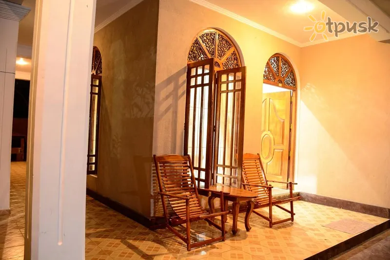 Фото отеля Tujan Villa 1* Хіккадува Шрі Ланка номери