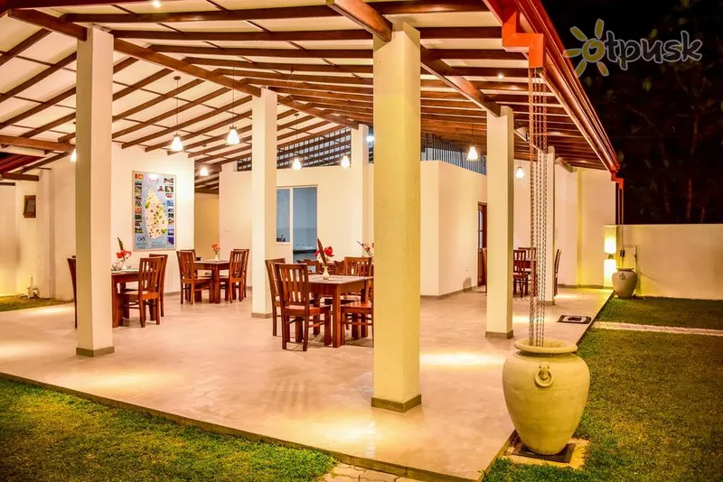 Фото отеля Weleges Place 3* Hikaduva Šrilanka bāri un restorāni