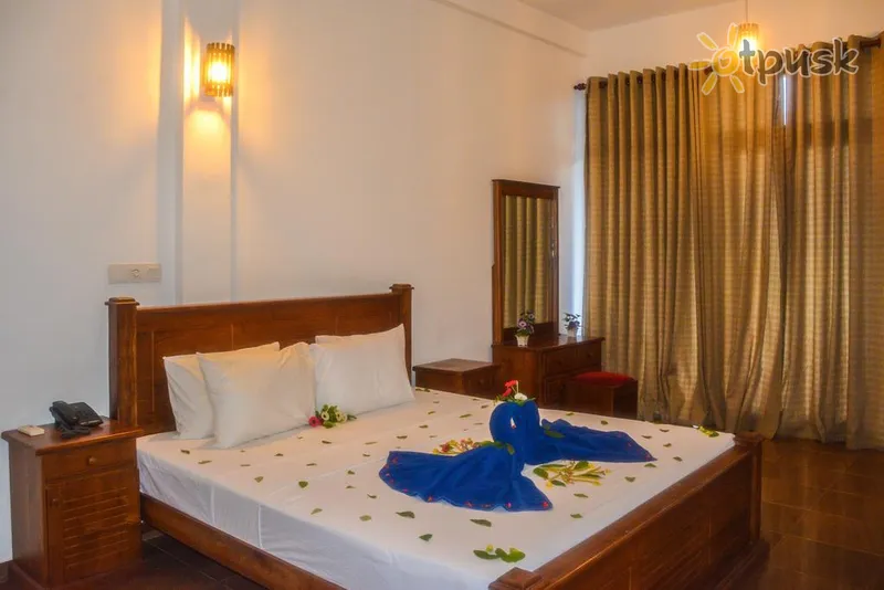Фото отеля Calluna Hotel Mirissa 3* Матара Шри-Ланка номера