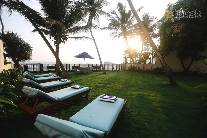 Фото отеля Footprints Villa 3* Унаватуна Шрі Ланка екстер'єр та басейни