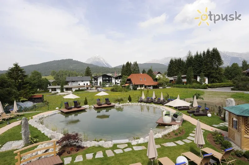 Фото отеля Schonruh Wellnesshotel 4* Zēfelda Austrija ārpuse un baseini