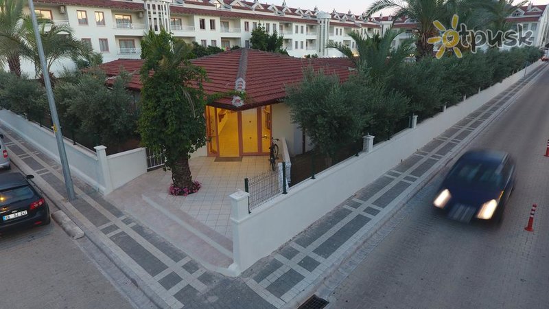 Фото отеля Kocer Club Apartments 3* Мармарис Турция экстерьер и бассейны