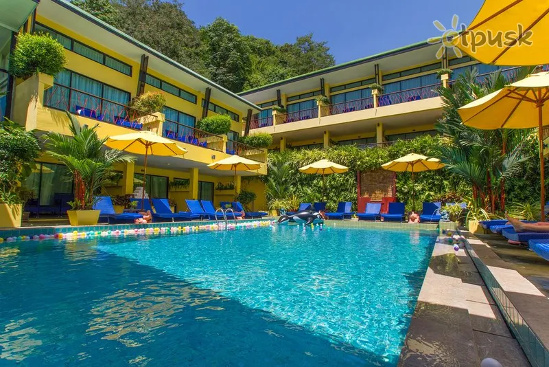 Фото отеля CC's Hideaway 4* о. Пхукет Таїланд екстер'єр та басейни