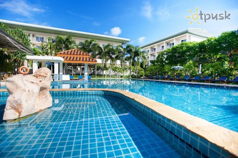 Фото отеля Blue Beach Grand Resort & Spa 4* apie. Puketas Tailandas išorė ir baseinai