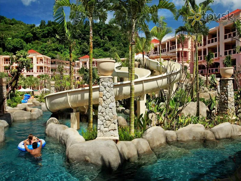 Фото отеля Centara Grand Beach Resort Phuket 5* о. Пхукет Таиланд экстерьер и бассейны
