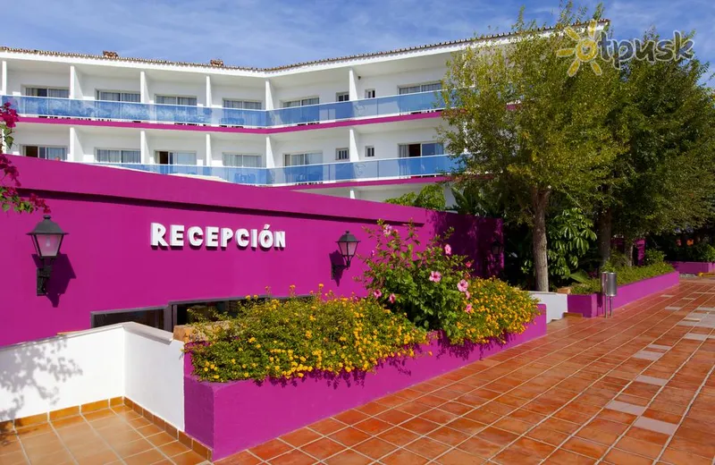 Фото отеля Diverhotel Dino Marbella 3* Коста Дель Соль Іспанія екстер'єр та басейни