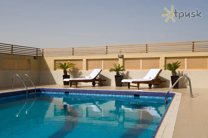 Фото отеля Al Barsha Hotel Apartments by Mondo 3* Dubaija AAE ārpuse un baseini