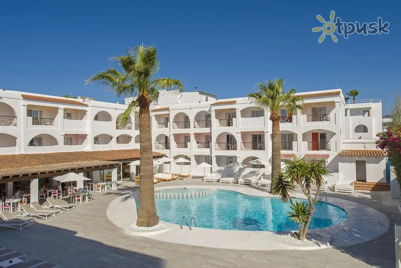 Фото отеля Playasol Bossa Flow Hotel 4* Ibiza Ispanija išorė ir baseinai