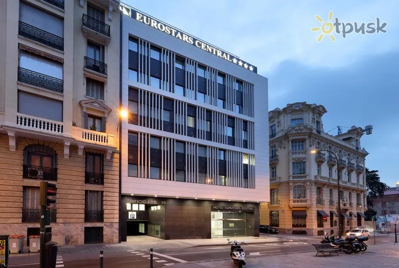 Фото отеля Eurostars Central 4* Мадрид Испания экстерьер и бассейны