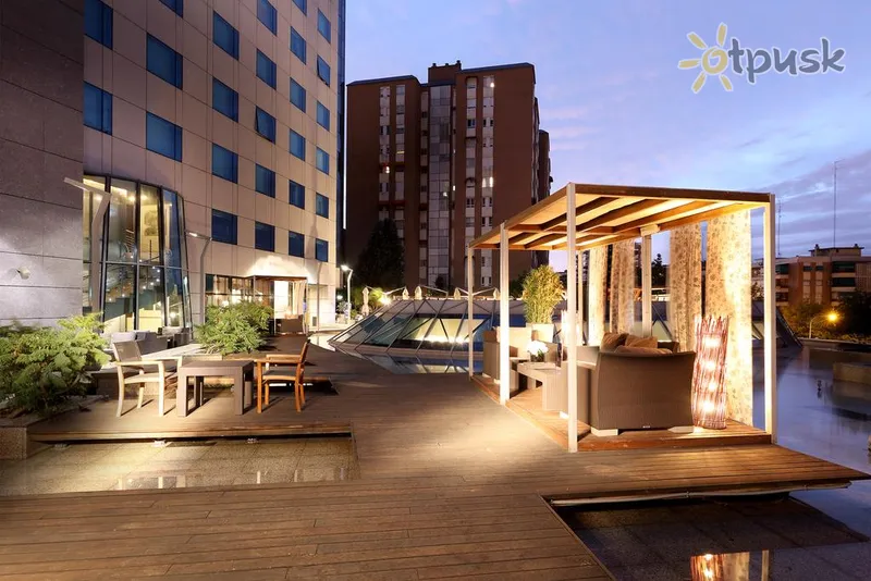 Фото отеля Eurostars Suites Mirasierra 5* Мадрид Іспанія екстер'єр та басейни