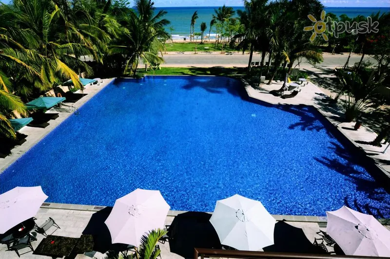 Фото отеля Sanyawan Yin Yun Seaview Holiday Hotel 4* о. Хайнань Китай экстерьер и бассейны