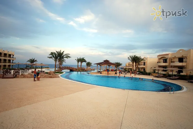 Фото отеля Coral Hills Resort Marsa Alam 4* Марса Алам Египет экстерьер и бассейны