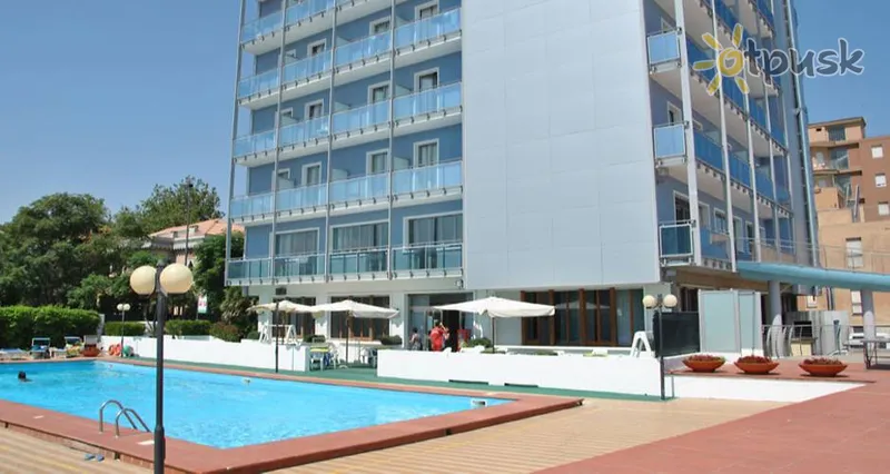 Фото отеля Majestic Hotel 3* Пезаро Італія екстер'єр та басейни