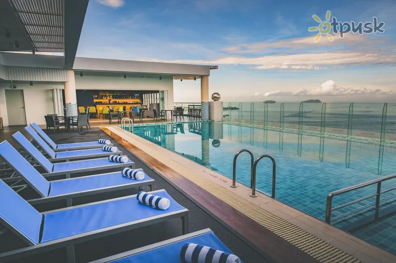 Фото отеля Mercure Kota Kinabalu City Centre 4* о. Борнео Малайзія екстер'єр та басейни