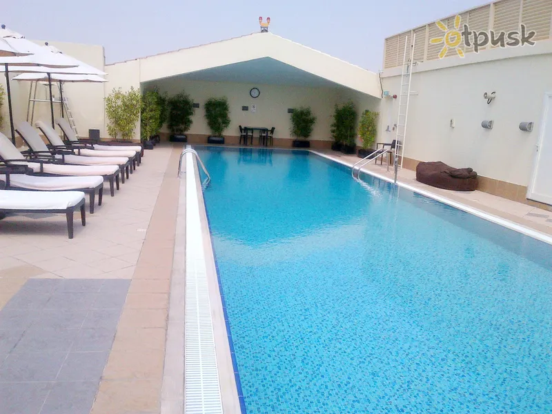 Фото отеля Avani Deira Dubai Hotel 5* Dubaija AAE ārpuse un baseini
