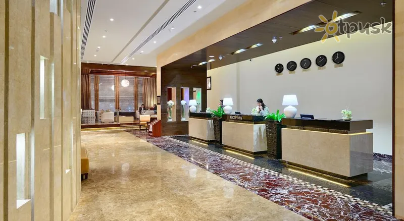 Фото отеля Copthorne Hotel Sharjah 4* Шарджа ОАЭ лобби и интерьер