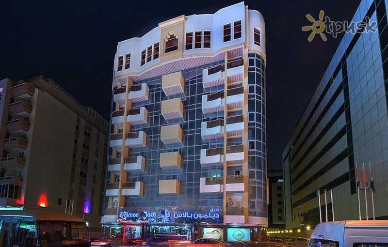 Фото отеля Delmon Palace Hotel 3* Дубай ОАЭ экстерьер и бассейны