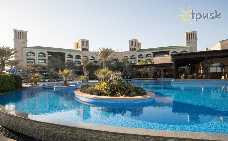Фото отеля Desert Islands Resort & Spa by Anantara 5* Абу Даби ОАЭ экстерьер и бассейны